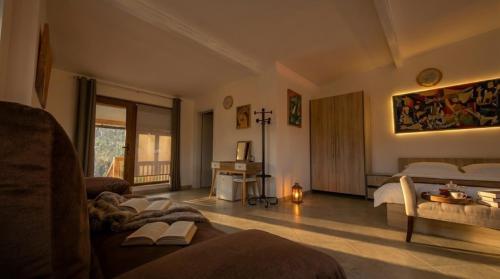 Casa de sub Brazi Relaxare la munte cu Ciubar in Fântânele (Sibiu)