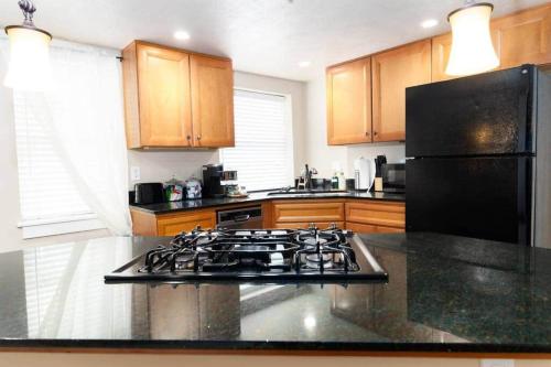 Charming 1Bdrm•Extensive Cleaning•Downtown SLC - image 8