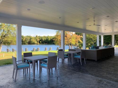 設施, Landing Apartments - The Preserve at Great Pond in 溫莎