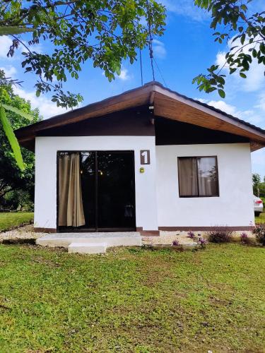 Sissepääs, Hills Villa Rio Celeste in Katira