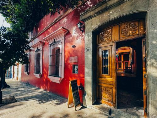 Buitenkant, Viajero Oaxaca Hostel in Oaxaca