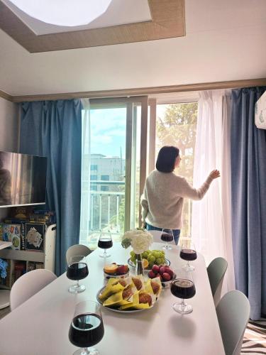 성심당 옆 해피하우스 – khách sạn tại Suburbs