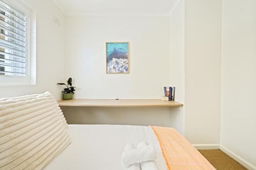 North Bondi 2BR - Beach Balcony - King & Queen - AC in North Bondi