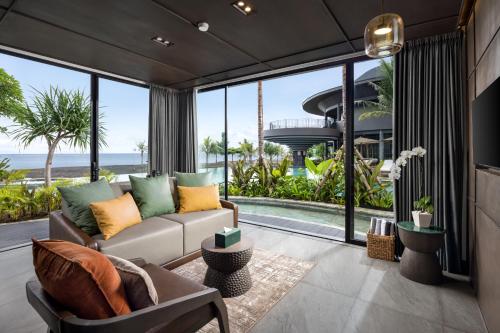 Quenzo Beach Resort in Padang Bai