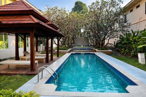 Piscina, Palette Bangkok Natural Resort and Spa in Bang Na