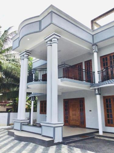 Rika Guest House in 코쿠빌 이스트