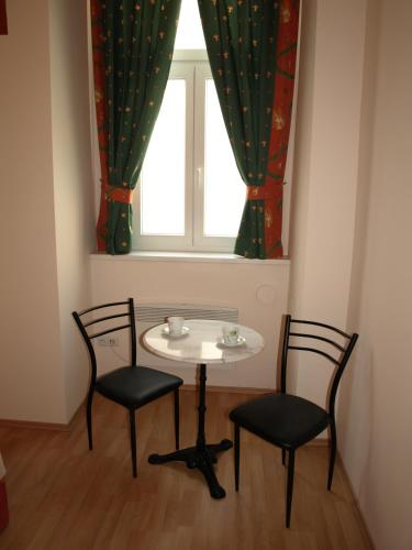 Pension Tal Studios - image 2
