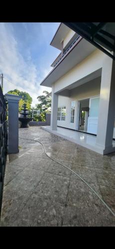 Home trevel suga in Kemang