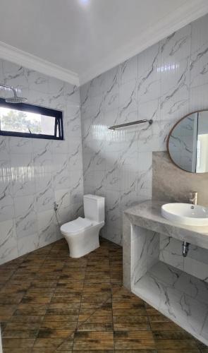 Home trevel suga in Kemang