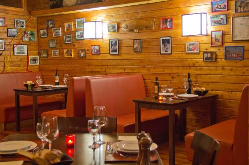 Restorāns, El Aura Lodge - Parque Nacional Los Alerces in Cholila