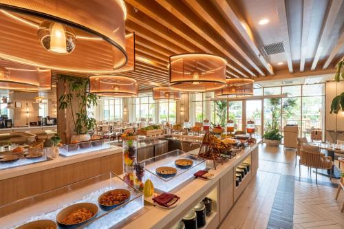 Restaurante, Swiss-Grand Beach Resort Kuantan in Kuantan