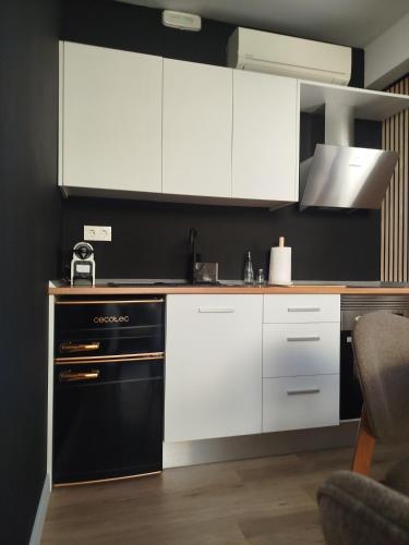 Casita acristalada con jacuzzi in 本尼亞贊