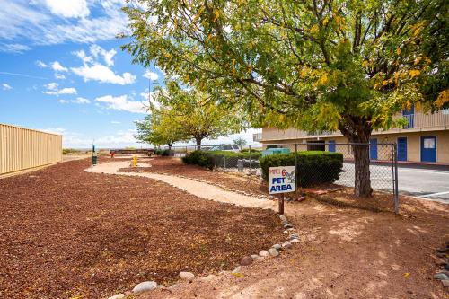 Motel 6-Holbrook, AZ