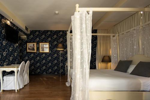 Hotel Centro Los Braseros - image 14