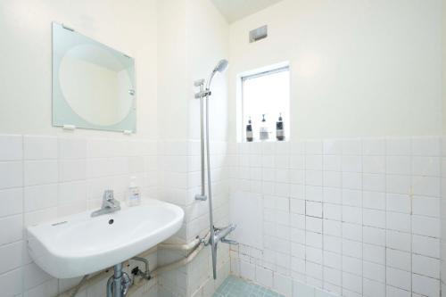 Shibuya Station 8-min walk, Shibuya Center, 3 people stay, WIFI, 4F No elevetor