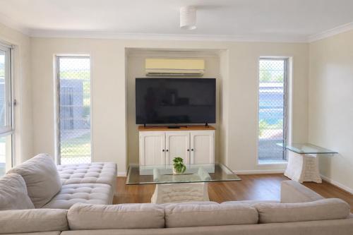 Comfortable 4 bedroom house – khách sạn tại Brisbane Eastern Suburbs