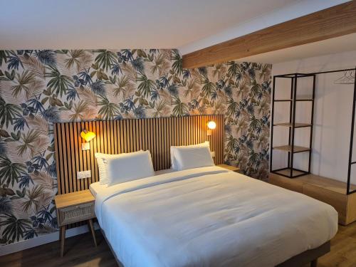 Sleeps 4