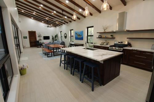 Sunset Oasis Waterfront in Surfside