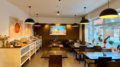 Grand Petit Hotel in Prague 13