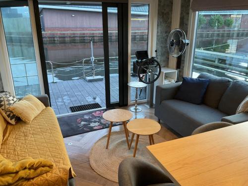 Hausboot und Zimmervermietung Boot & Bike Hansestadt Anklam in 安克拉姆
