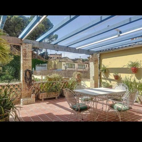 Family home with pool and garden in Tudela center in Tudela