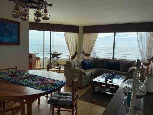 San alfonso del maredificio Vela de Proa