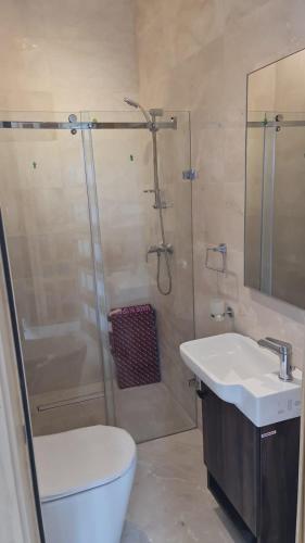 Luxurious Modern Penthouse in 阿塔德