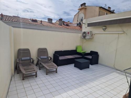 Plein centre Appartement climatisé et spacieux avec grande terrasse sur le toit à Nice, Nice