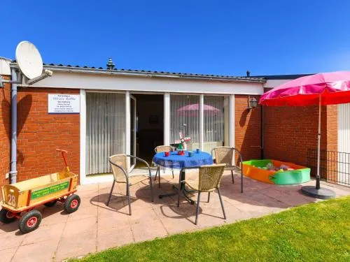 Holiday Home Strandnahes Ferienhaus mit Kinderspielplatz by Interhome in Bensersiel, Deutschland