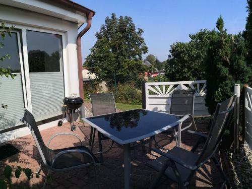 Holiday Home Modern ausgestattetes Ferienhaus mit Terrasse by Interhome in Bergen auf Rugen