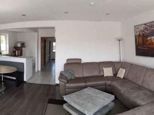 Holiday Home Modern ausgestattetes Ferienhaus mit Terrasse by Interhome in Bergen auf Rugen