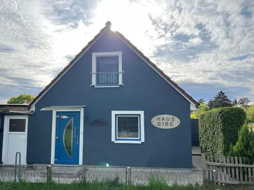 Holiday Home Gemütliches Ferienhaus mit eigener Terrasse by Interhome in Wieck, Deutschland