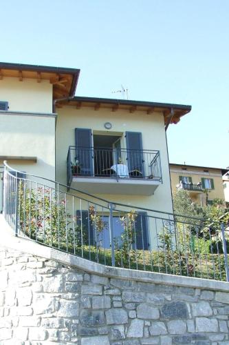 Apartment Ein-Zimmer-Wohnung 'Casa Valery' mit Wasserblick by Interhome