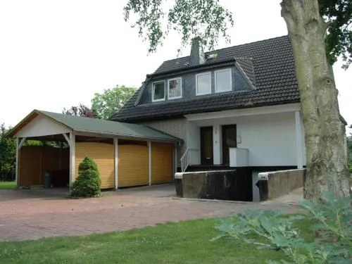 Holiday Home mit Indoorpool- Garten und Partyraum by Interhome in Drangstedt, Deutschland