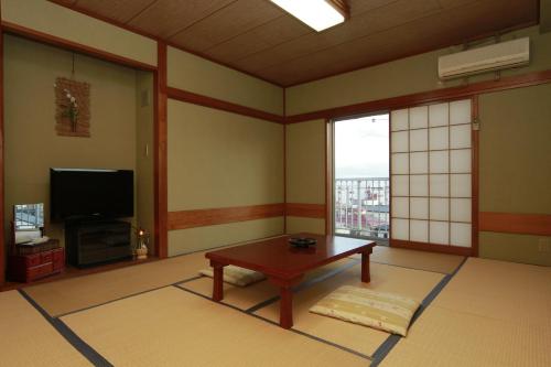 Minshuku Fukabe Atami