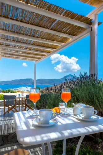 Lithos Luxury Rooms (Adults Only) – Adamantas