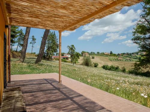 Apartment Neue Wohnung mit 2 Zimmern- Veranda und Pool by Interhome in Belvedere Ostrense