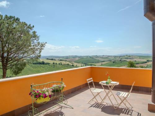 Apartment Haus mit Terrasse mit Aussicht und Gemeinschaftspool by Interhome in Belvedere Ostrense