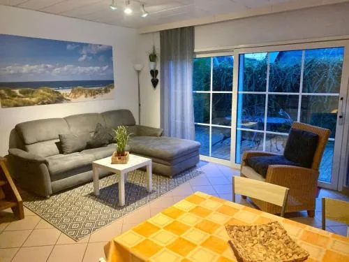 Holiday Home Sonniges Ferienhaus hinter dem Deich by Interhome in Duhnen, Deutschland