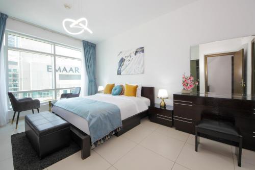 Silk Valley - Luxury 2BR in Downtown near Burj Khalifa & Dubai Mall - main image