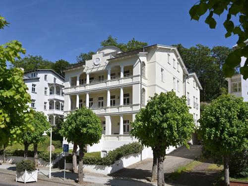 Apartment Villa Celia Sellin by Interhome in Ostseebad Sellin, Deutschland