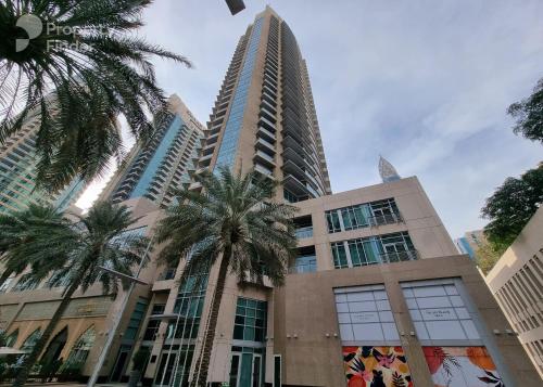 Silk Valley - Luxury 2BR in Downtown near Burj Khalifa & Dubai Mall - image 4