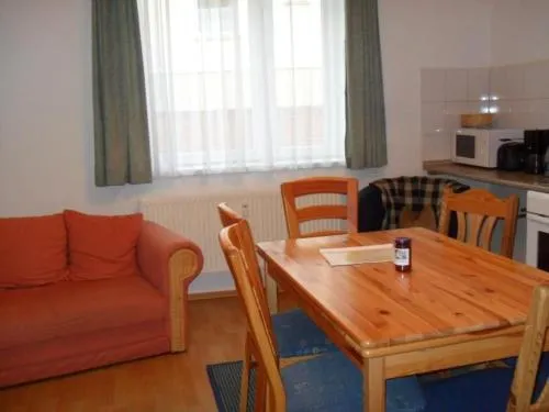 Apartment in strandnahem Ferienhaus in Ahlbeck by Interhome in Ahlbeck, Deutschland