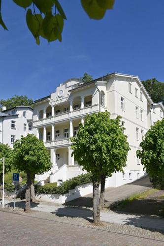 Apartment Villa Celia Sellin by Interhome in Ostseebad Sellin, Deutschland