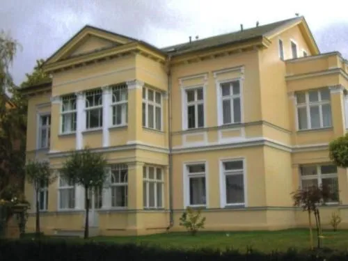 Apartment in Gründerzeitvilla in Strandnähe by Interhome in Ahlbeck, Deutschland