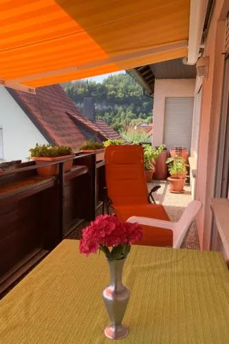 Apartment Freistehendes Ferienhaus mit Südbalkon by Interhome in Marktrodach, Deutschland