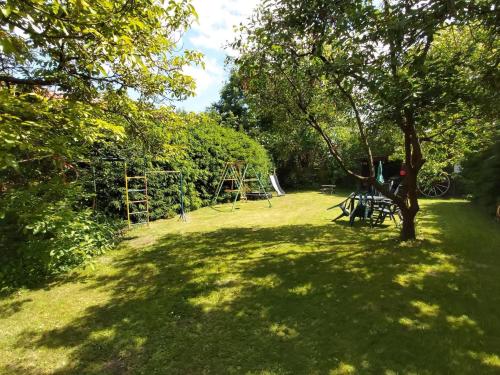 Apartment Wohnung in Jameln mit Garten- Grill und Terrasse by Interhome in Jameln