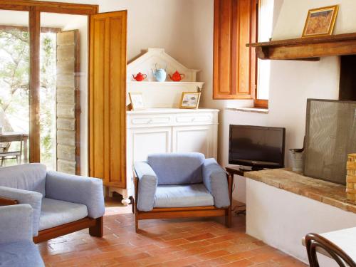 Holiday Home Casa Il Sàrperi in Montecatini Val di Cecina by Interhome gîte à louer Gello
