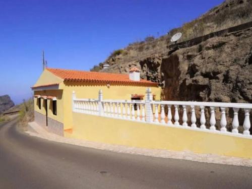 Holiday Home Landhaus La Cabaña mit Privatparkplatz by Interhome – khách sạn tại Galdar
