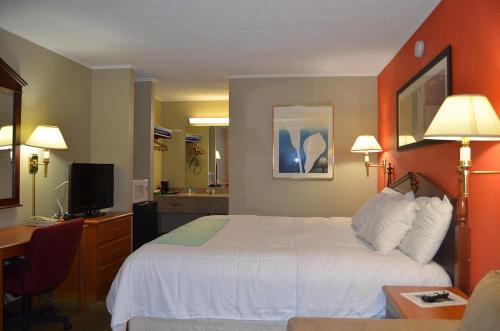 Travel Inn Kingsport - image 10